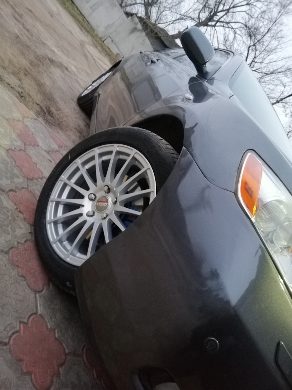 Не втримався) Поставив : Літні Колеса))) 3