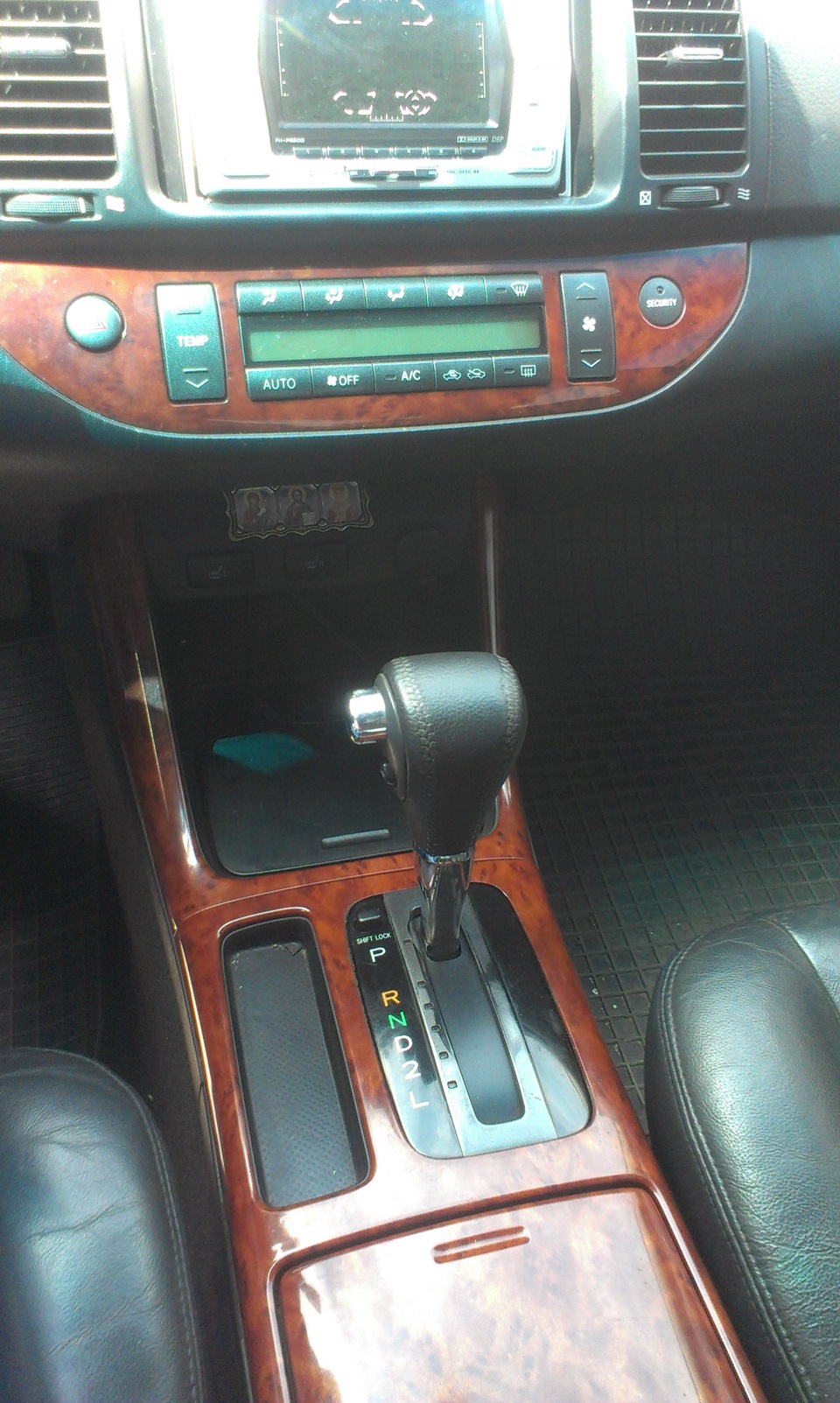 Заміна консолі Camry V30 2