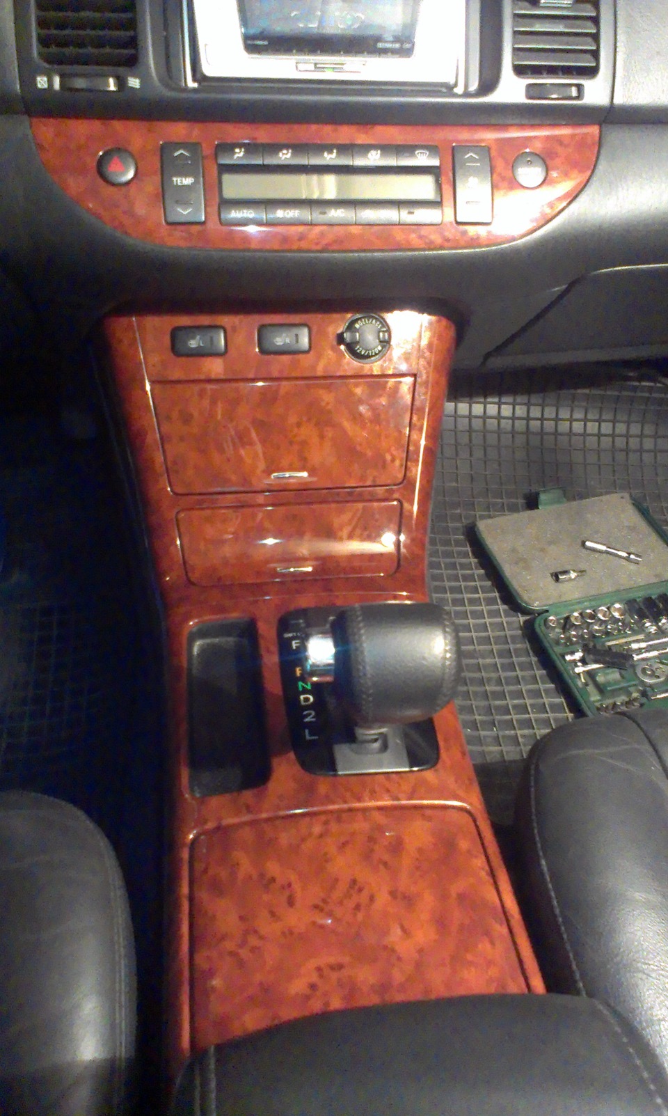 Заміна консолі Camry V30 1