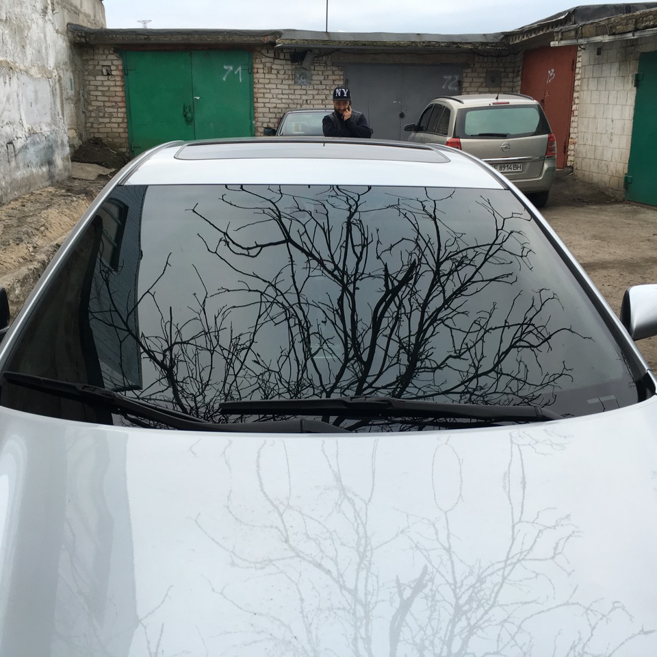 Тонування лобового скла 1