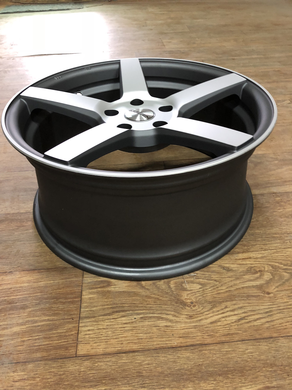 Vossen CV3 R18 8J ET38 (копія) 4