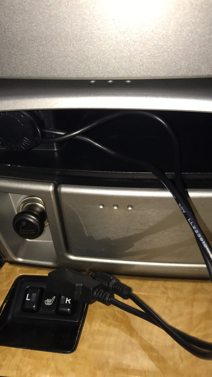 Aux і Usb у штатну магнітолу 5