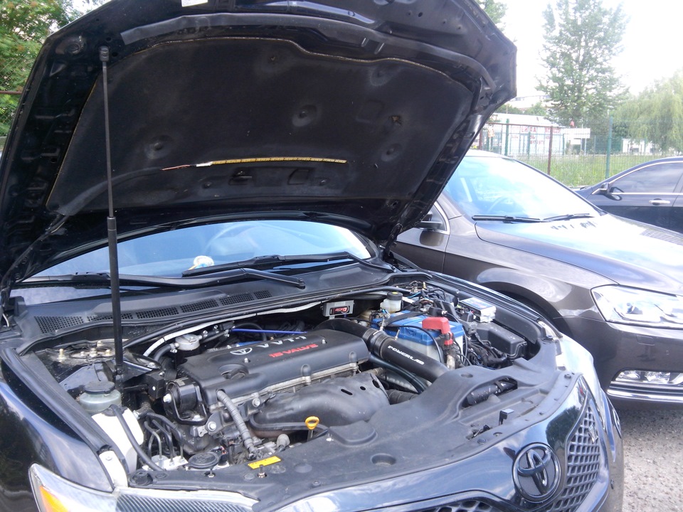 Амортизатор капота від Lexus RX 350. 5