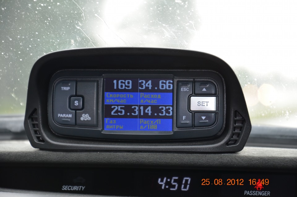 Бортовий комп'ютер Multitronics TC 740 2