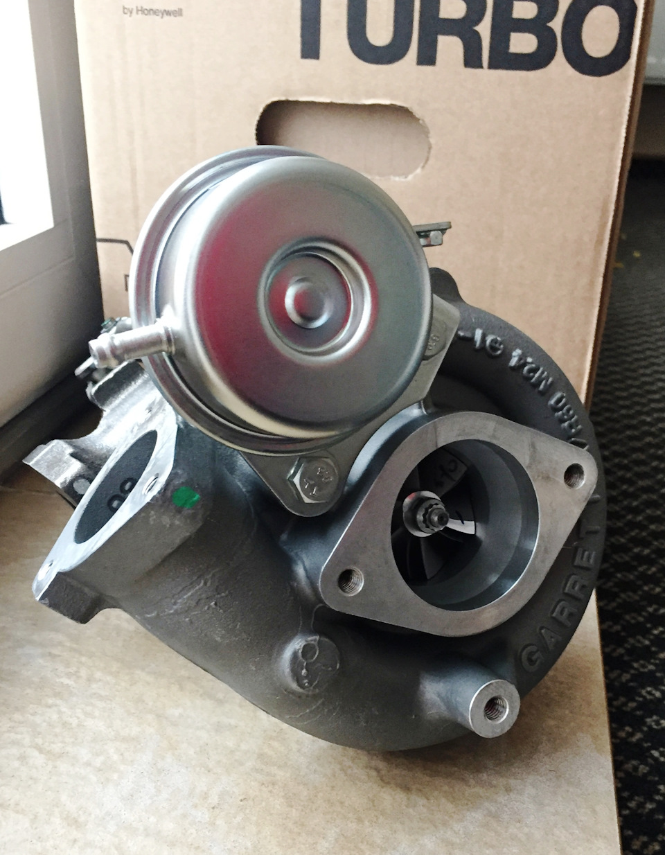 Garrett GT2560R By Honeywell 4