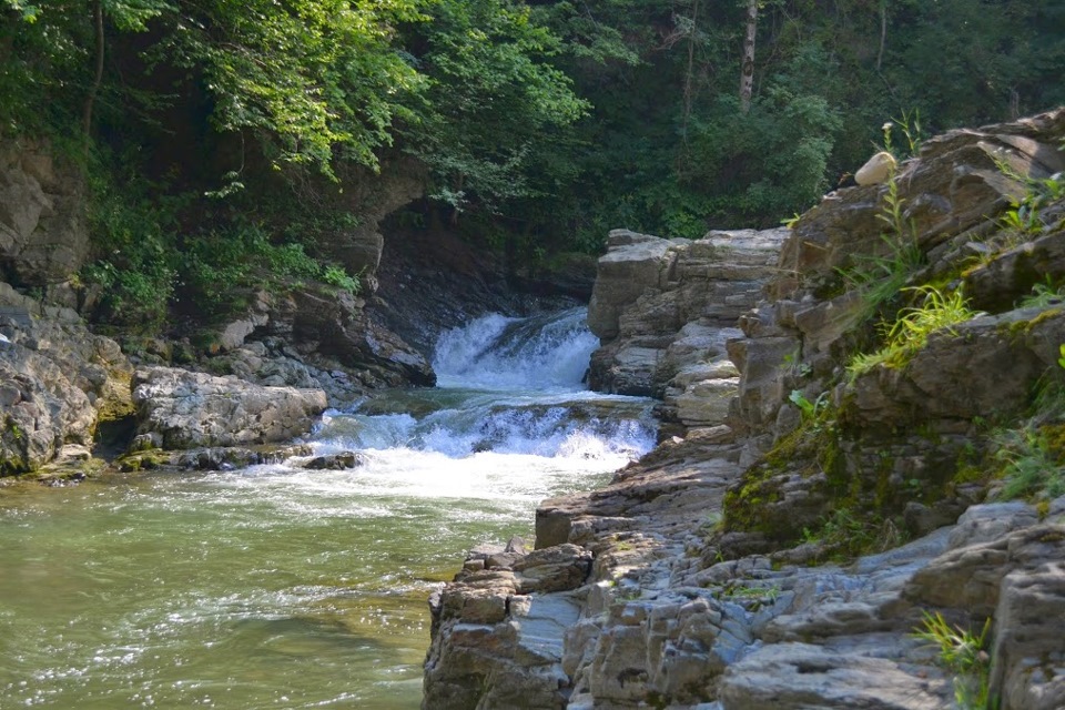 Шифер або Бляха))) Шешори, срібні водоспади, Яблонів 2