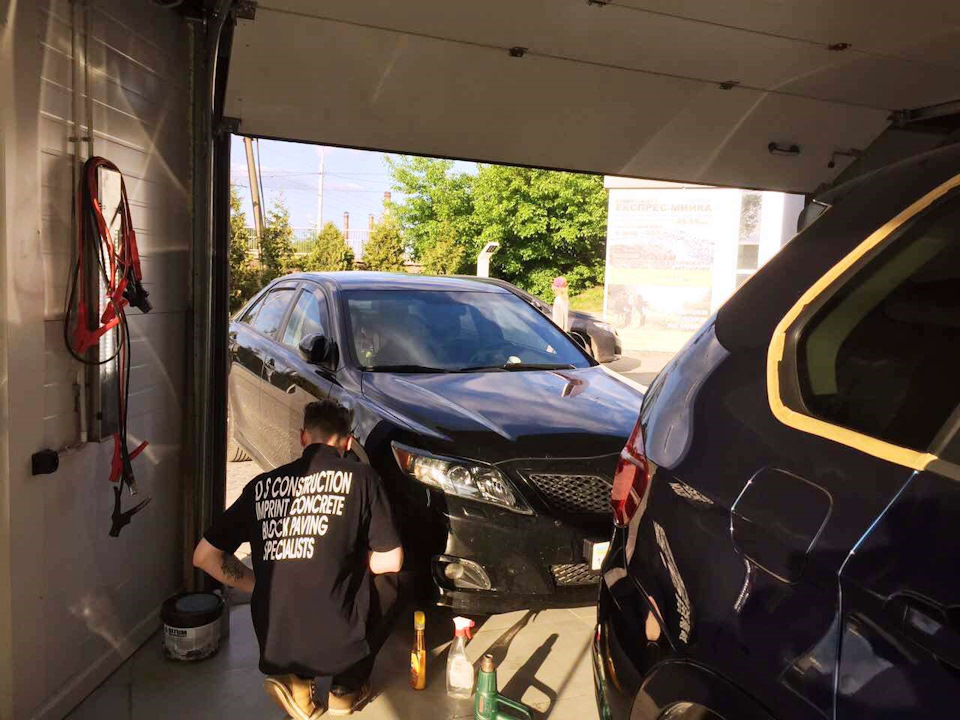 Захист фар поліуретановою антигравійною плівкою SunTek 1