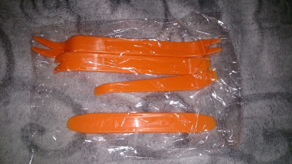Приїхала чергова посилка з aliexpress, набір інструментів для розбирання салону авто 1