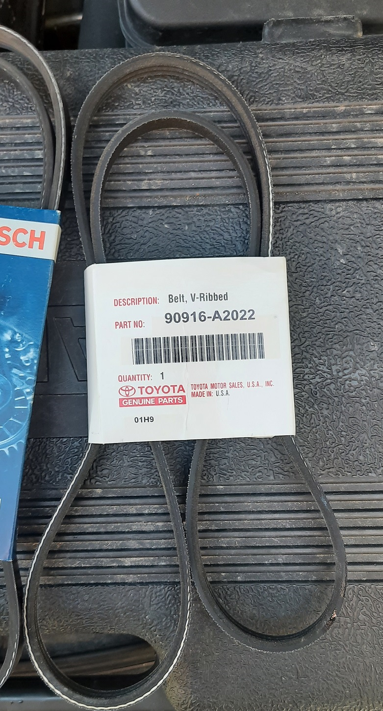 Заміна масла або ременів генератора та помпи 1