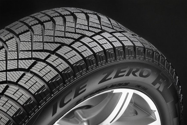 Ще одна пара зимової гуми Pirelli Ice Zero FR 1