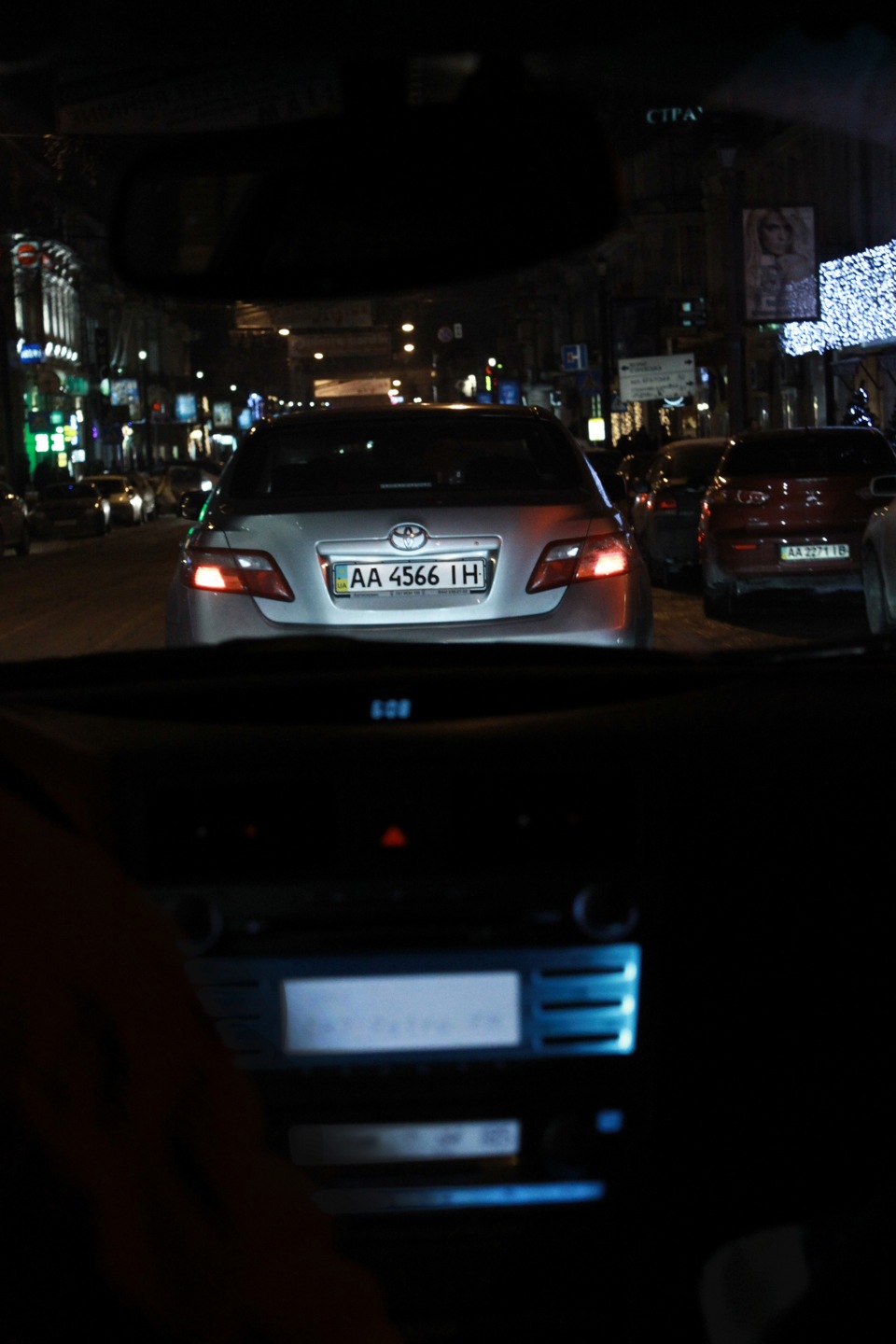 У пробці зустрів таку саму Camry 3.5 і колір один) 3