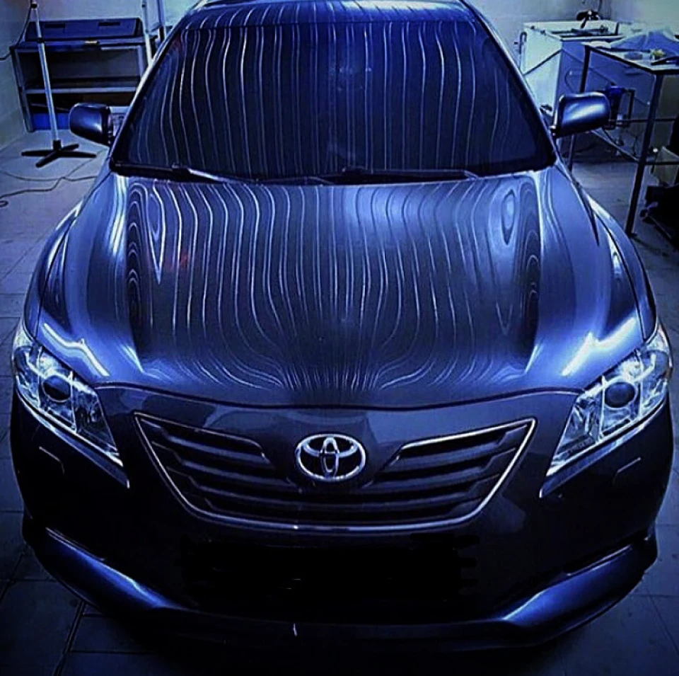 №28 Решітка радіатора Camry SE!