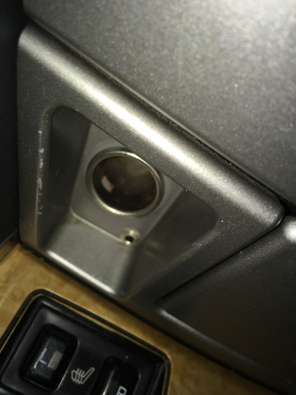 AUX camry 1