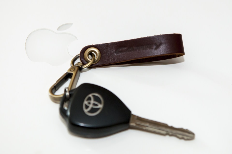 Брілок шкіряний для Toyota Camry 1