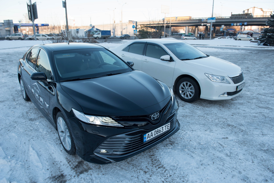 Toyota Camry 50 VS Toyota Camry 70 1