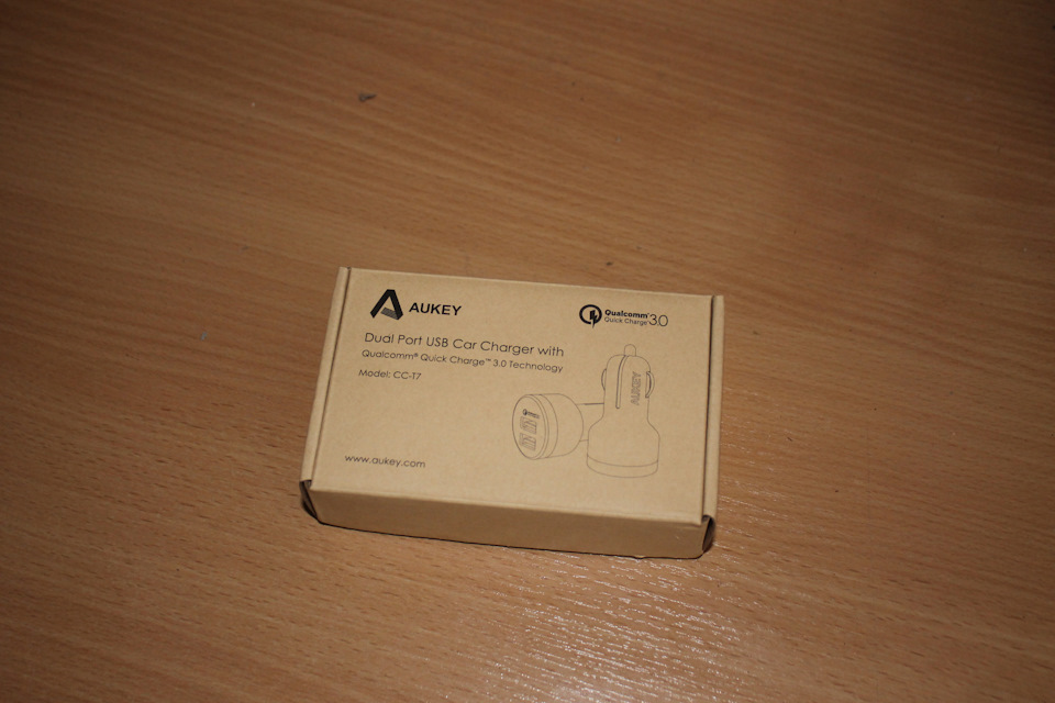 Зарядний пристрій Aukey Qualcomm Quick Charge 3.0 4