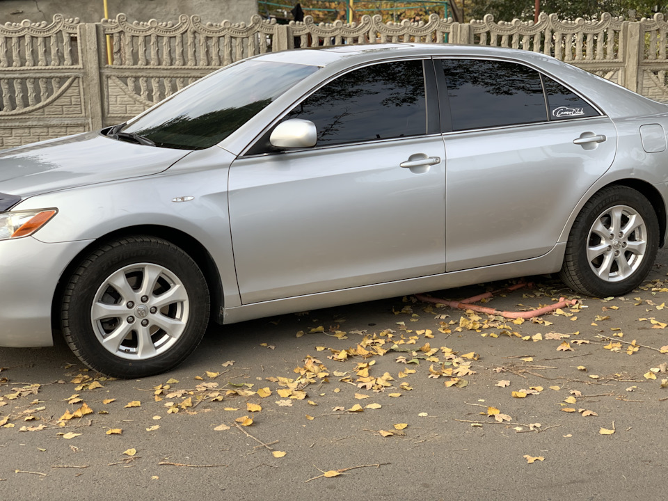 Camry 40 плавають оберти ХХ, прокладання впускного колектора (1717728031) Toyota 17177-28031 1