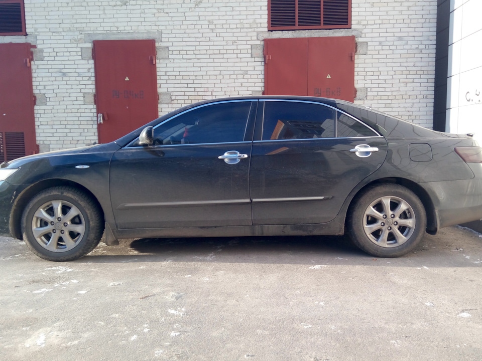 Toyota Camry 2.4 арабська збірка. Заміна задніх пружин на посилені та заміна амортизаторів стійок. Усунення гуркоту задньої підвіски. 1
