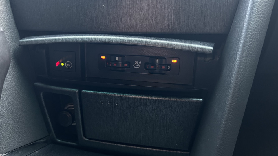 Блок управління сидінь від Lexus GS (продаж) 3