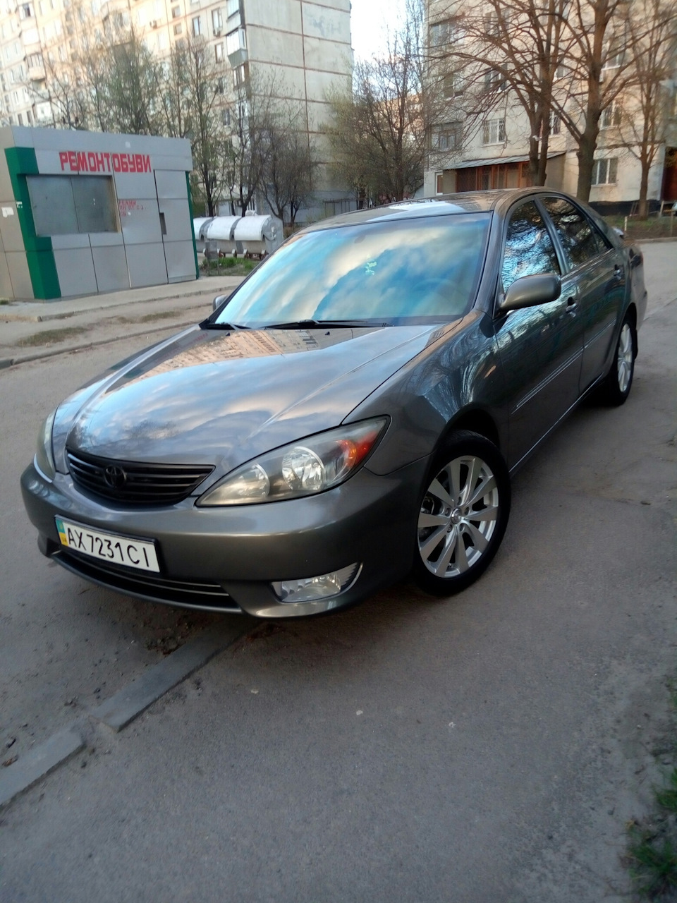 Чорні грати 1