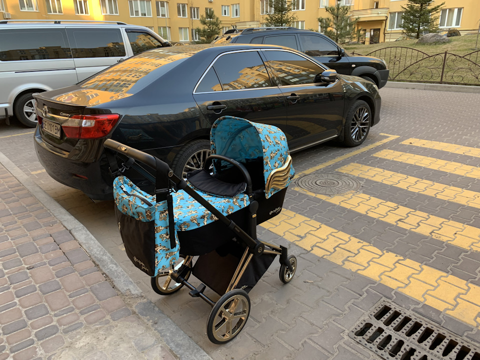 Рівне рік володіння Toyota Camry 50. Витрати, відгук 2