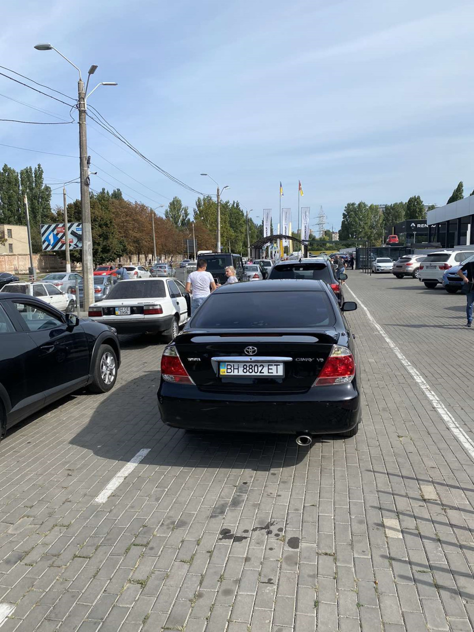 Продав. 1