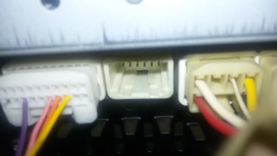 Установка USB/AUX аддаптера в штатну аудіосистему 4