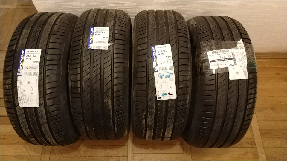 Michlen Primacy 4 (235/45/R18) 1