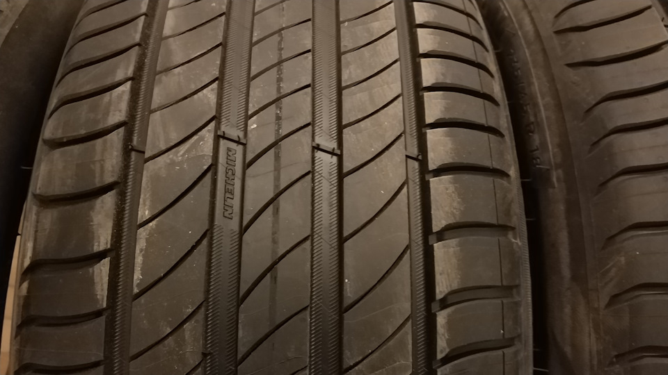 Michlen Primacy 4 (235/45/R18) 2