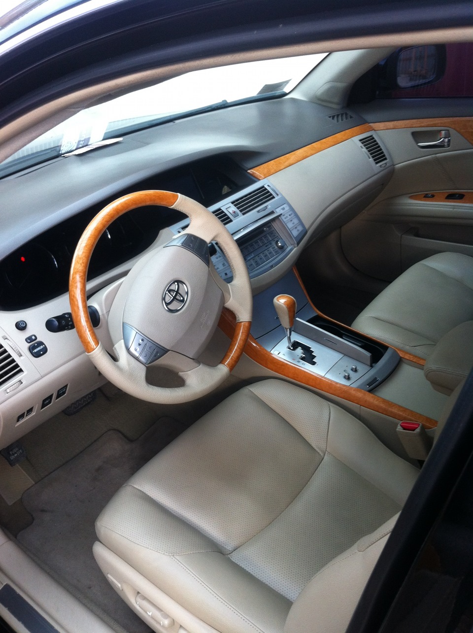 toyota avalon 4