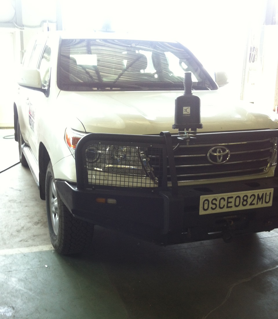 Броновані Land Cruiser 200 для ОБСЄ 4