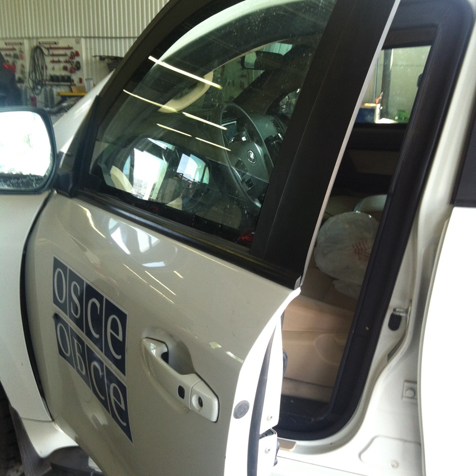 Броновані Land Cruiser 200 для ОБСЄ 1