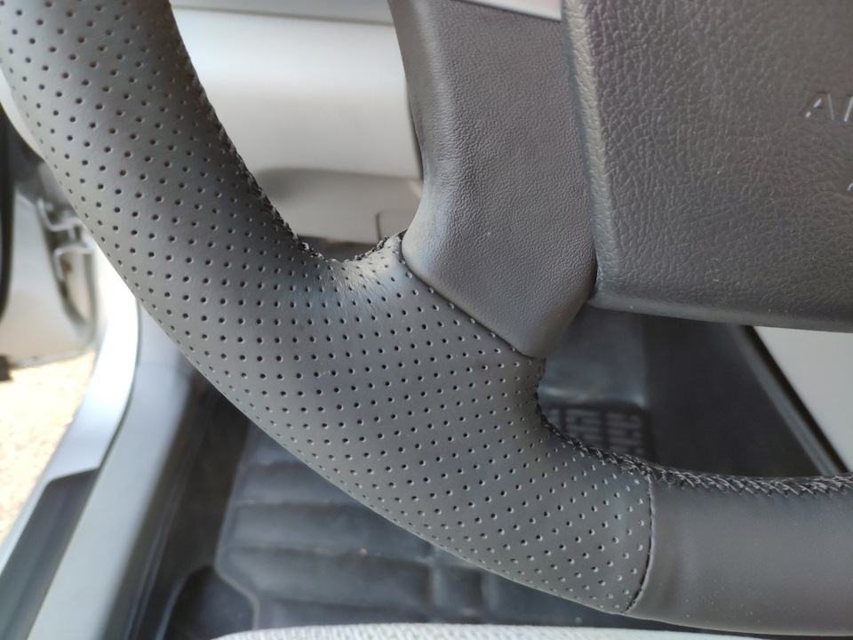 Оплетення керма шкірою для Camry 50 USA/США 4