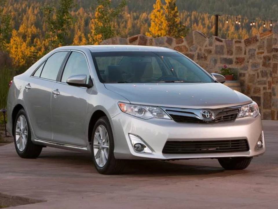 Топ-10 переваг та недоліків Camry 50 USA. Висновки після 1 року володіння.