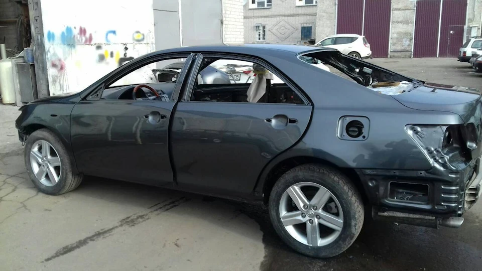 Машинка в процесі реставрації. Скоро вона дорожчатиме, як раритет.