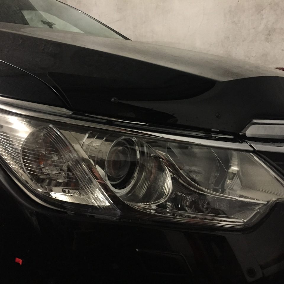 Дифлектор капота Toyota Camry 55 1