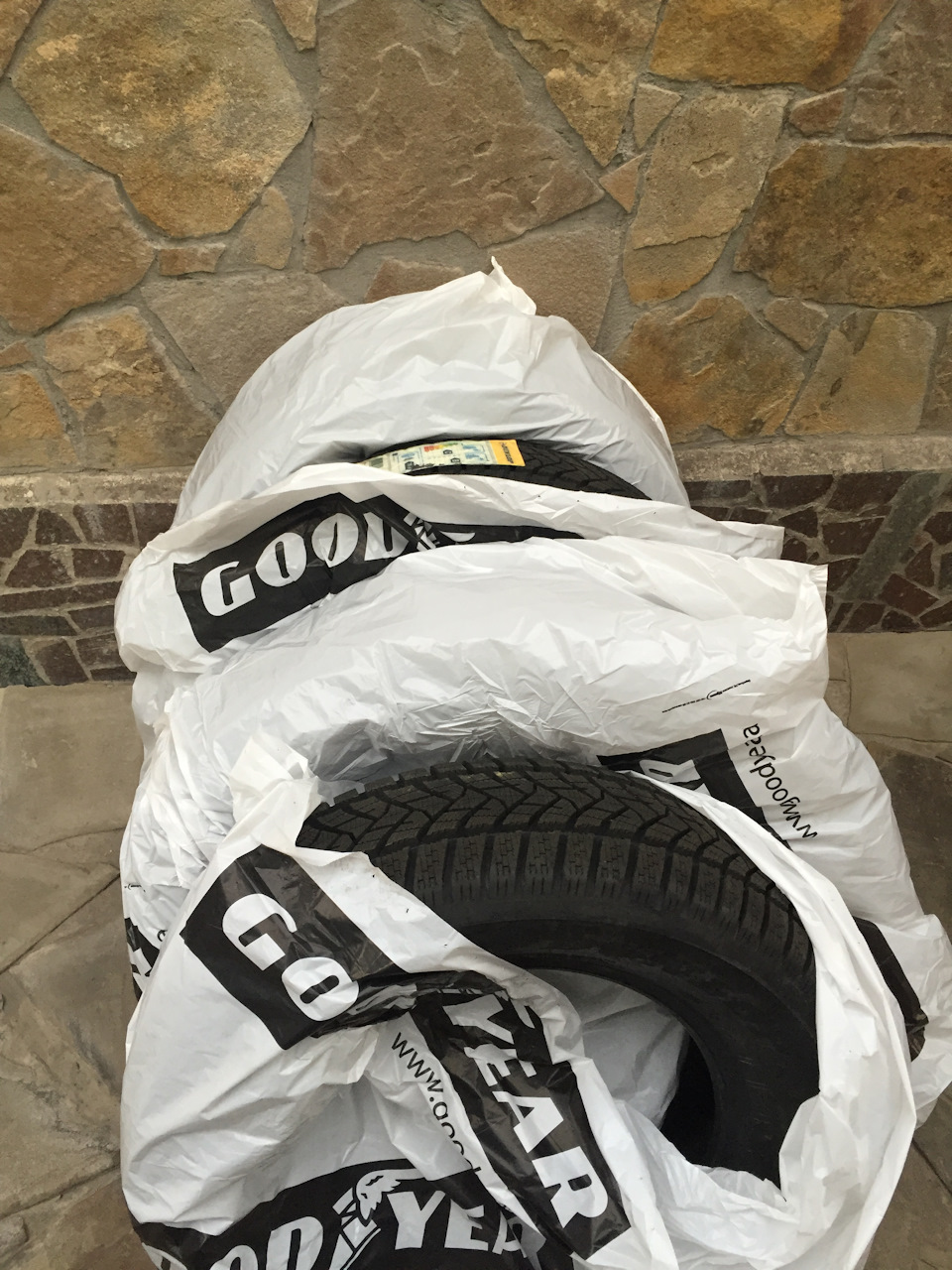 Липучка 215/65 R16 Dunlop 2