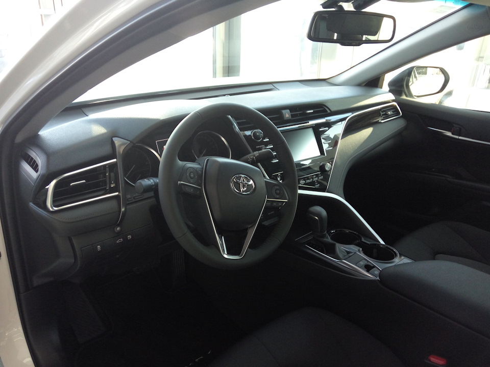 Огляд Camry V70. Перший місяць. 3