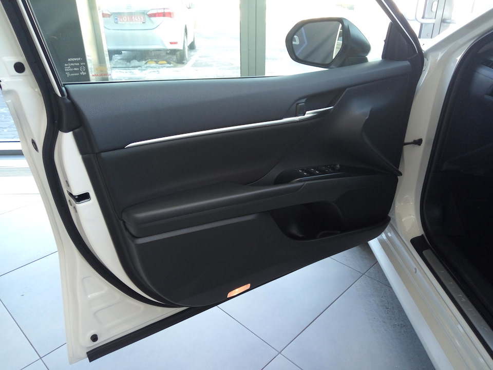 Огляд Camry V70. Перший місяць. 4