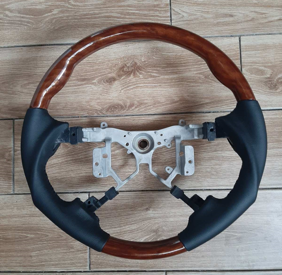 Anatomical Steering Wheel 3