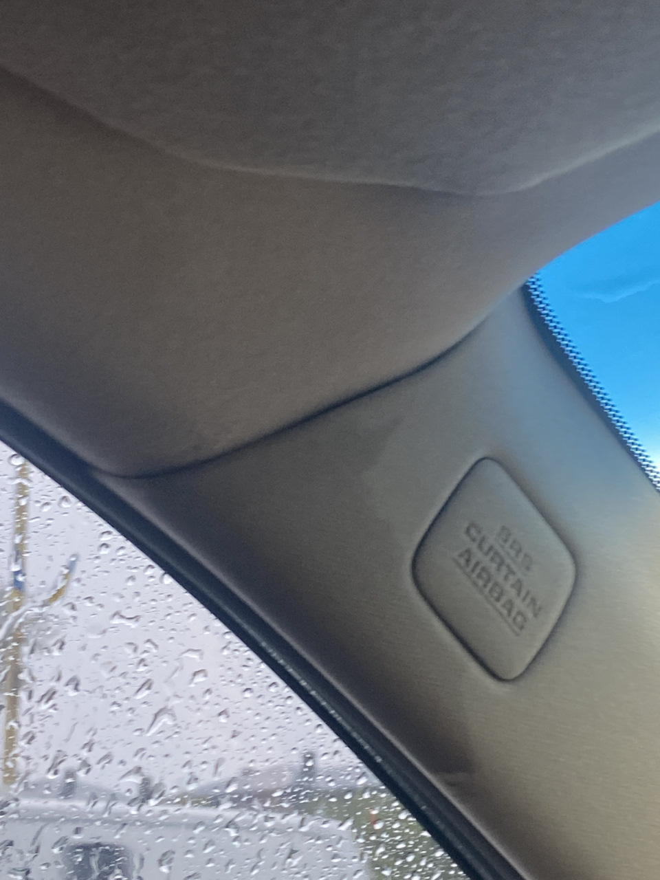 Чистка дренажів люка на Camry V30 2
