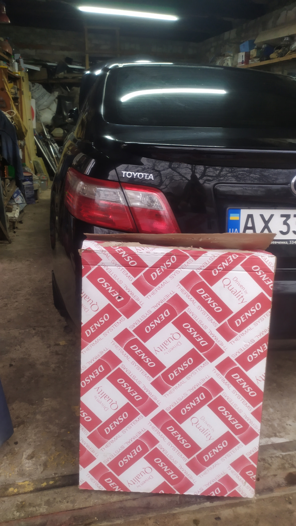 Заміна радіатора Toyota Camry 40 Denso 4