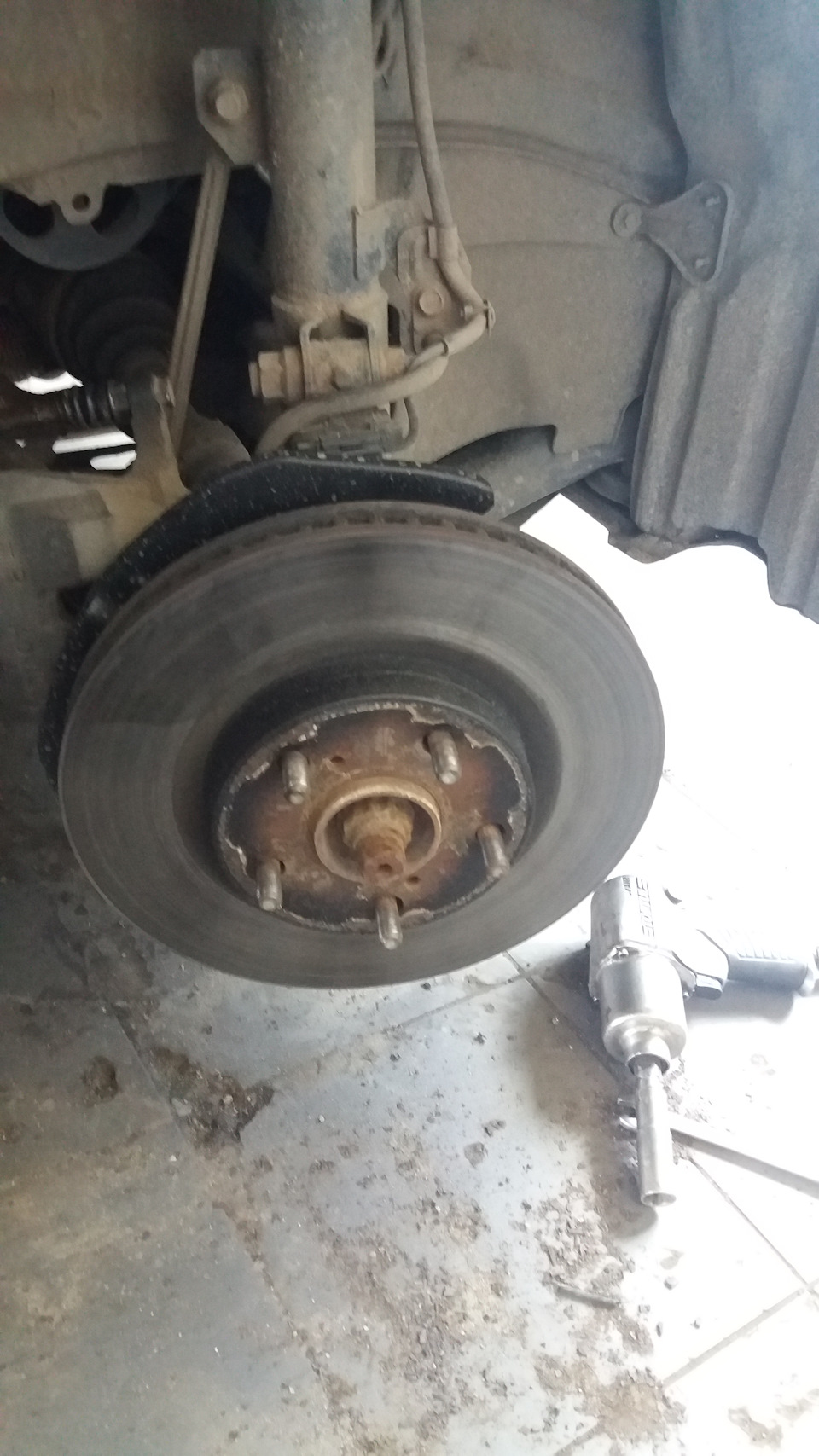Тормозні диски мені на колеса, та свічки Пора ... 1