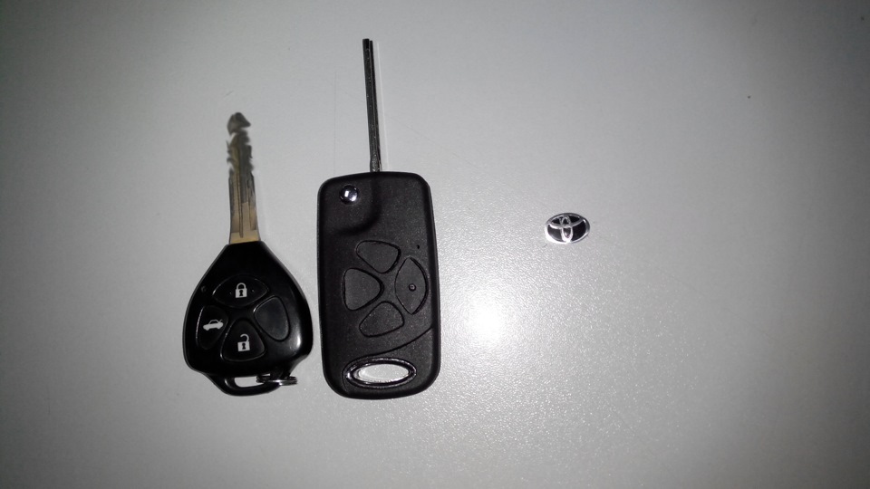 12. Викидний ключ Camry 40 1