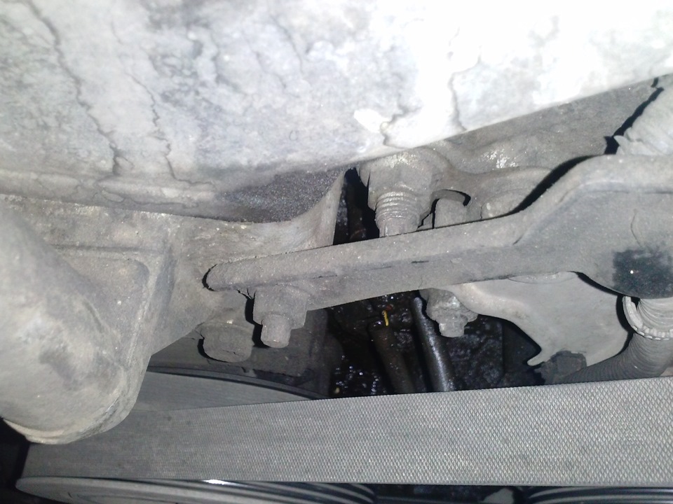 перше миття двигуна та авто в цілому 2