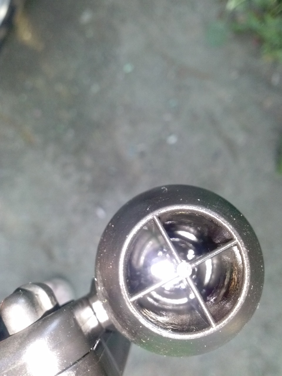 V6 починає їхати.)))) 2