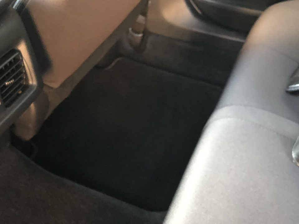 Килимки в салон 569 ГРН - кулі Toyota Camry 70 2018 3