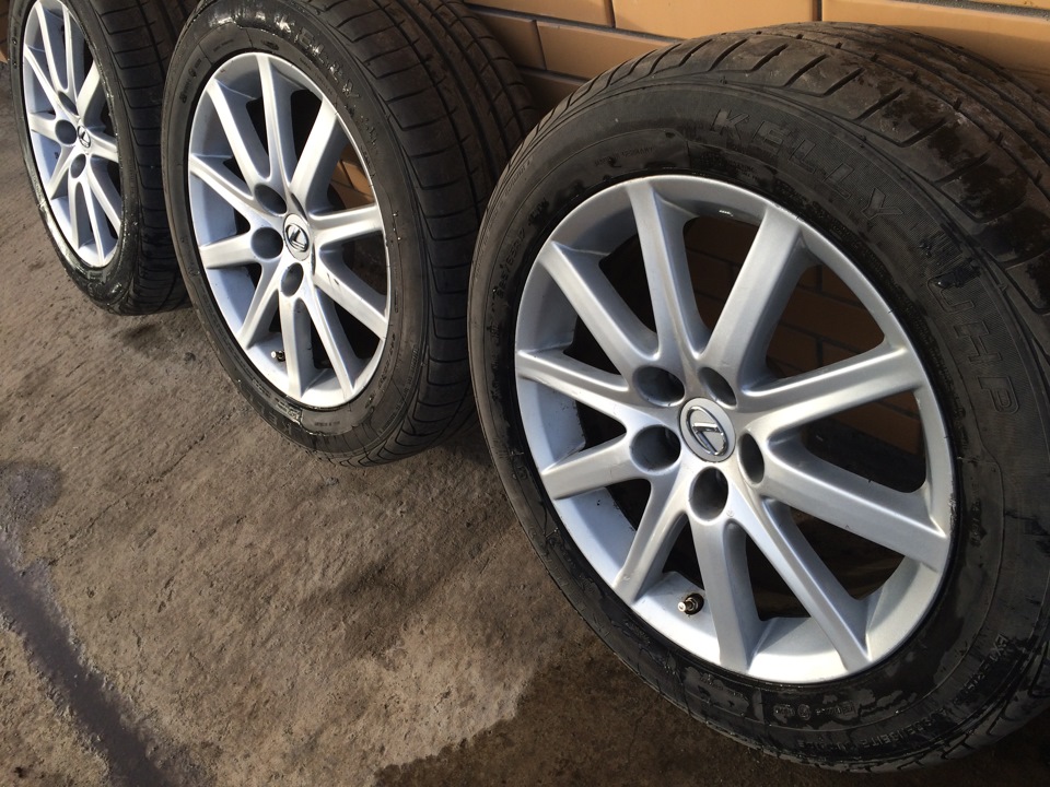 Продам диски R17 Lexus GS, Toyota 5х114.3 3