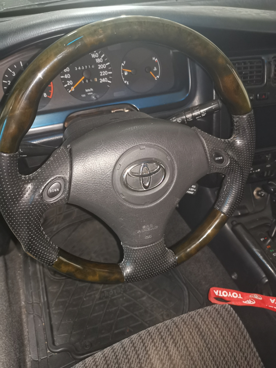 Руль TOYOTA ARISTO JZS16... 1