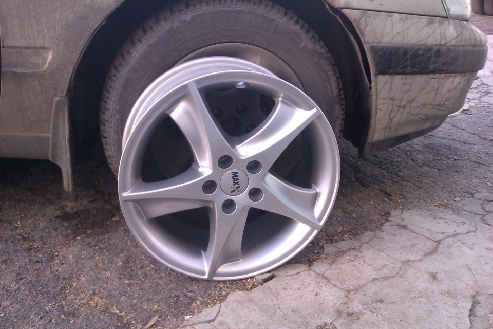 R16 + Michelin 1